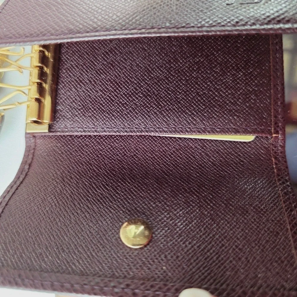 Louis Vuitton Taiga 6 Key Holder Burgundy Wallet